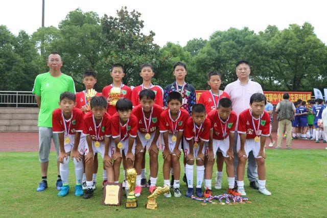 摩纳哥与博格巴解约因伤病影响上场时间
